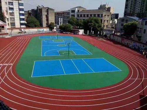 學(xué)校操場塑膠跑道開裂了怎么辦